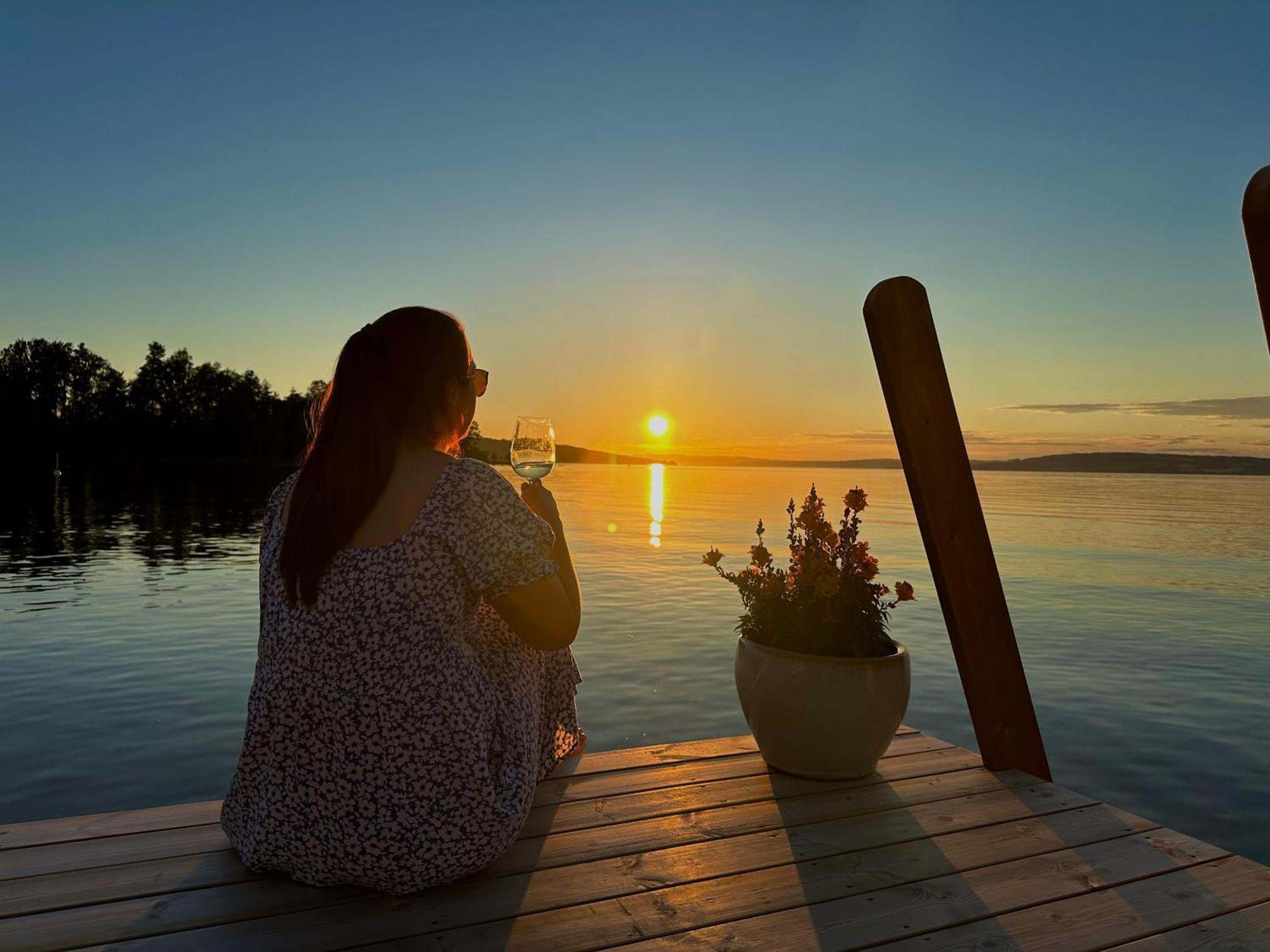 Idylliske Evjua Ved Mjosa Hotel Skreia Luaran gambar